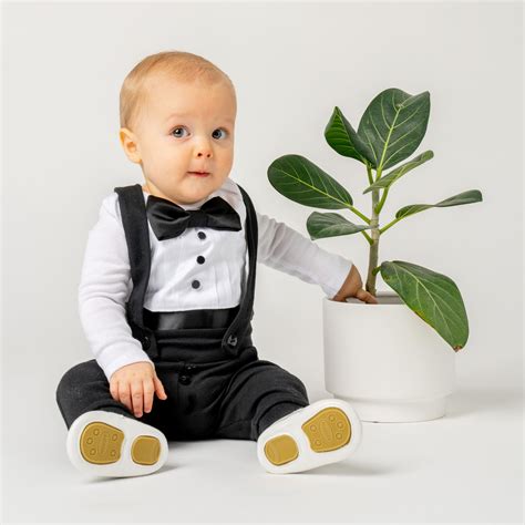 newborn tuxedo
